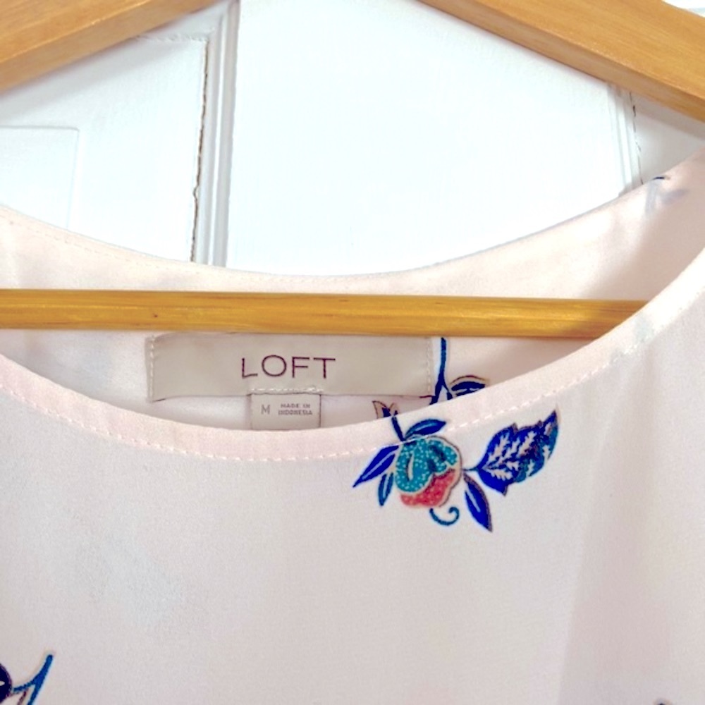 Blush Loft Top. Size M.